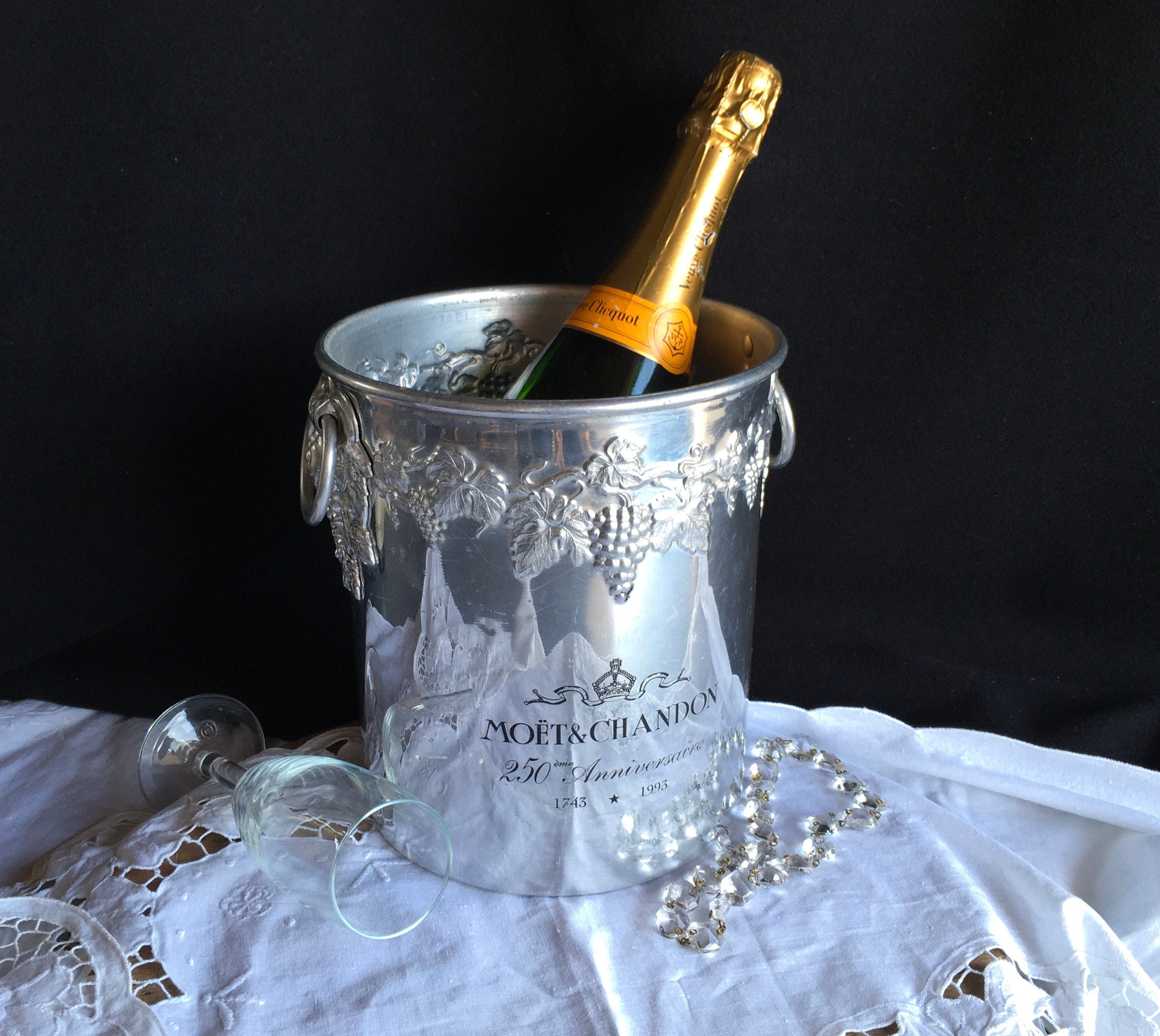 Spreekwoord voorstel onbekend Vintage French MOET & CHANDON METAL Champagne wine cooler - Etsy Nederland