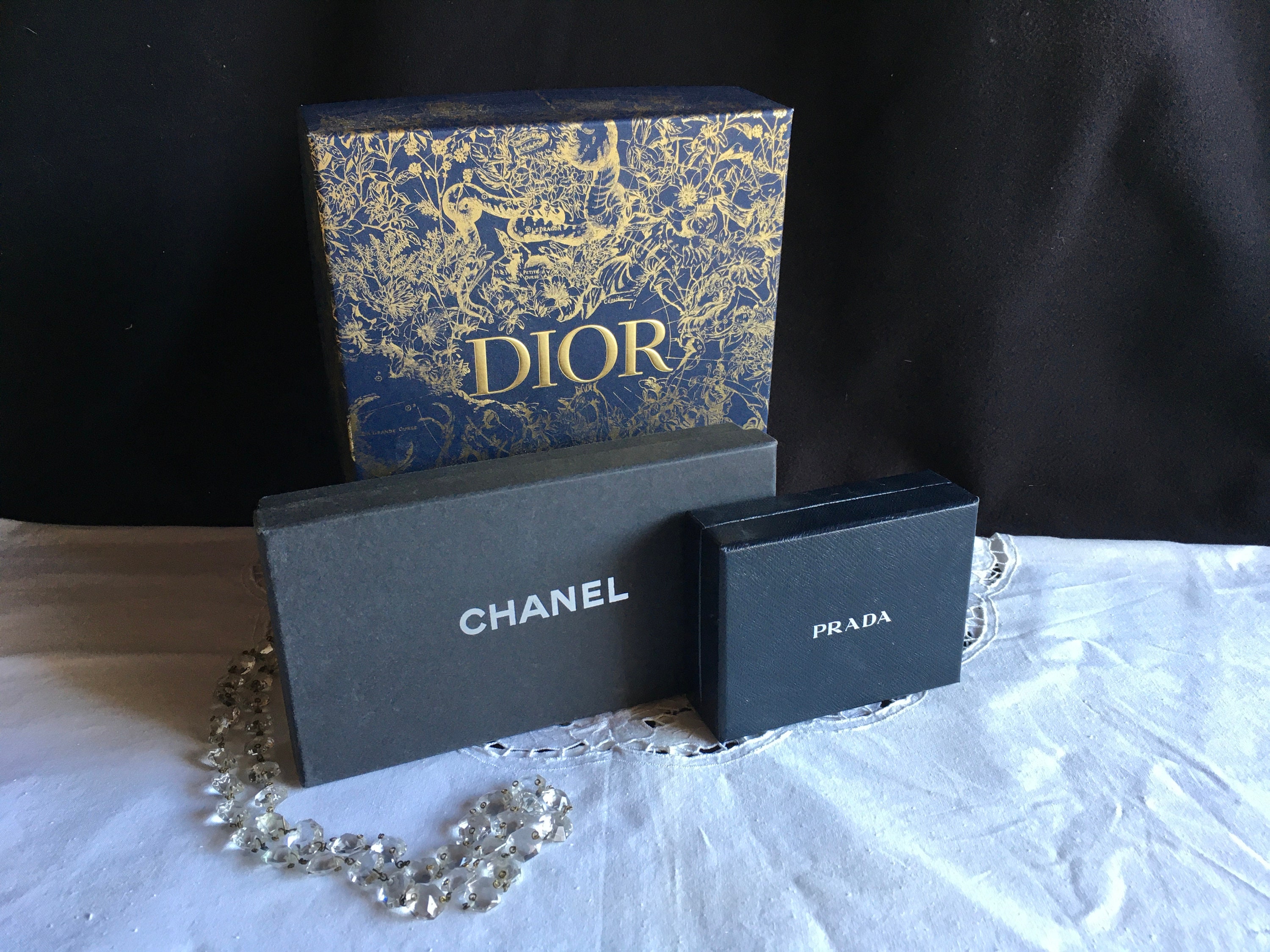 Present Gift Package- CHANEL Jewelry Box Gift Package Box Variety