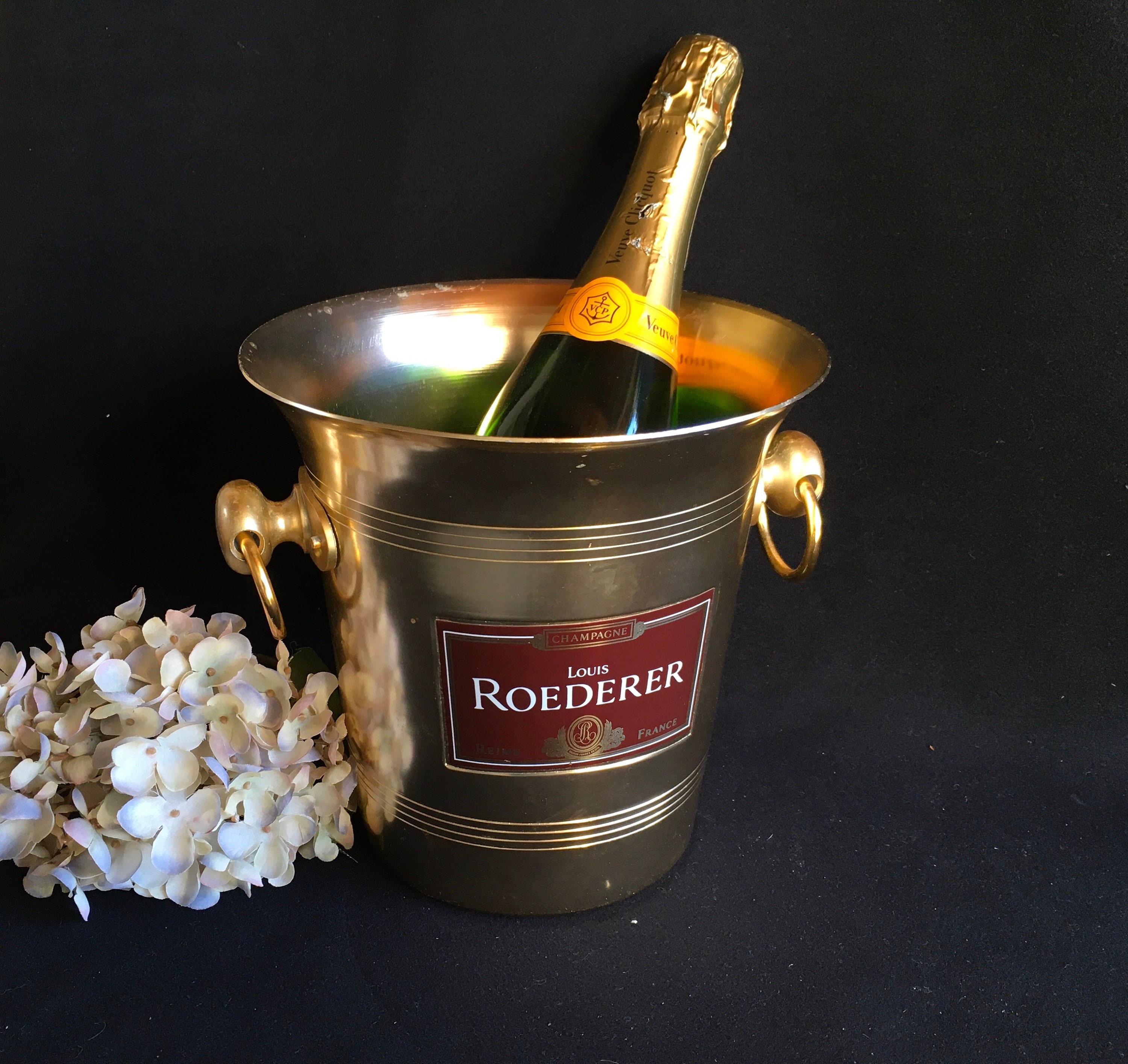 Louis Roederer, Reims, Couleur Or, Champagne Millésimé Français, Refroidisseur de Vin, Seau à Glace.