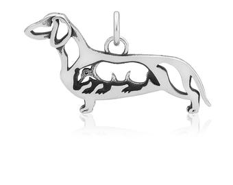 Collar con colgante de perro salchicha de plata de ley, pelaje liso.