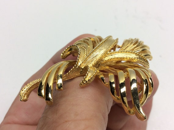 Lisner, Never Worn,Tailored Brooch, from Lisner’s… - image 3