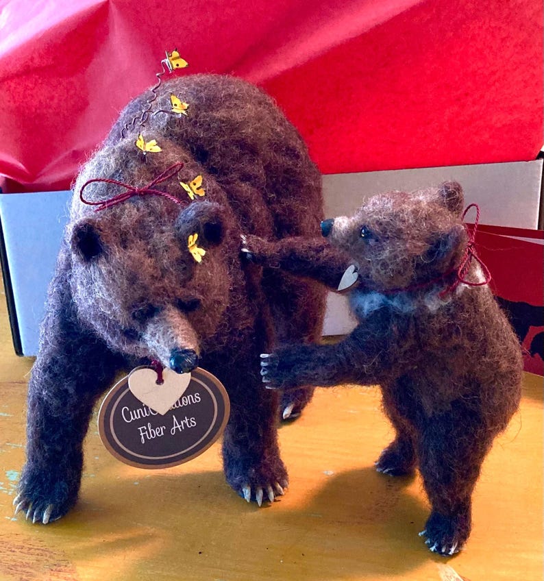 Needle Felted Grizzly Bear Mama and Cub Made-to-Order, Woodland Animal, Fiber Art, One of a Kind, Unique, Nature Decor image 5