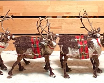 Needle Felted Santa and 9 Reindeer Set, Made-to-Order only, Christmas Centerpiece, Holiday Decor, Fiber Art, Wet Felting, Sculptures