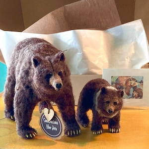Needle Felted Grizzly Bear Mama and Cub Made-to-Order, Woodland Animal, Fiber Art, One of a Kind, Unique, Nature Decor image 7