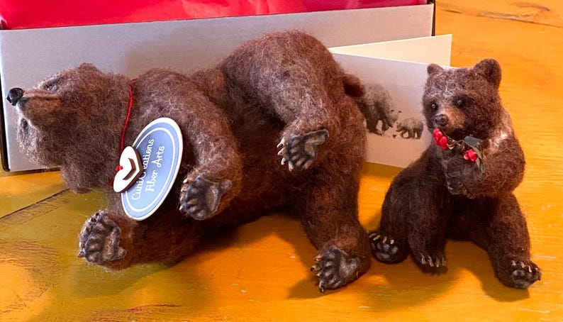 Needle Felted Grizzly Bear Mama and Cub Made-to-Order, Woodland Animal, Fiber Art, One of a Kind, Unique, Nature Decor image 3