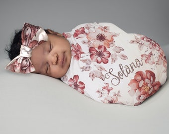 Swaddle Set Mädchen personalisierte Decke und Stirnband Lavendel Blumen monogrammiert für Baby-Mädchen-Decke
