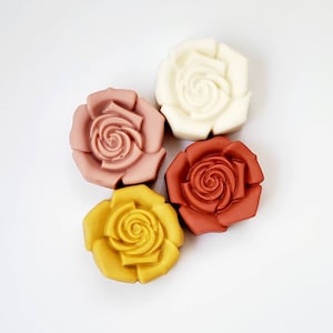 Rose Natural Soap, Vegan Soap, Rose Soap Gift Box, Handmade Soap, Flower Soap, Gift for Her, Rose Soap, Gift for women, Rose shape Soap,