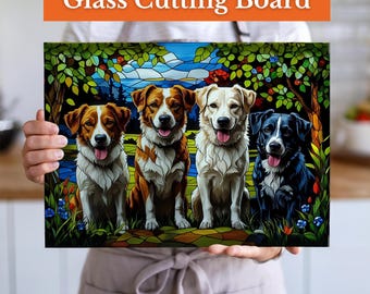 Glazen snijplank met vier honden - glas in lood stijl kunst - uniek hondenliefhebber cadeau - housewarming en keukendecor - bord charcuterie