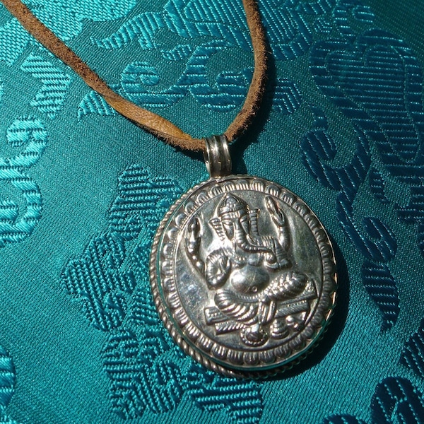 Massive large Ganesha Amulet from Nepal in Silver