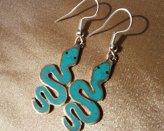 Handmade Snake Earrings with Turquoise from Nepal