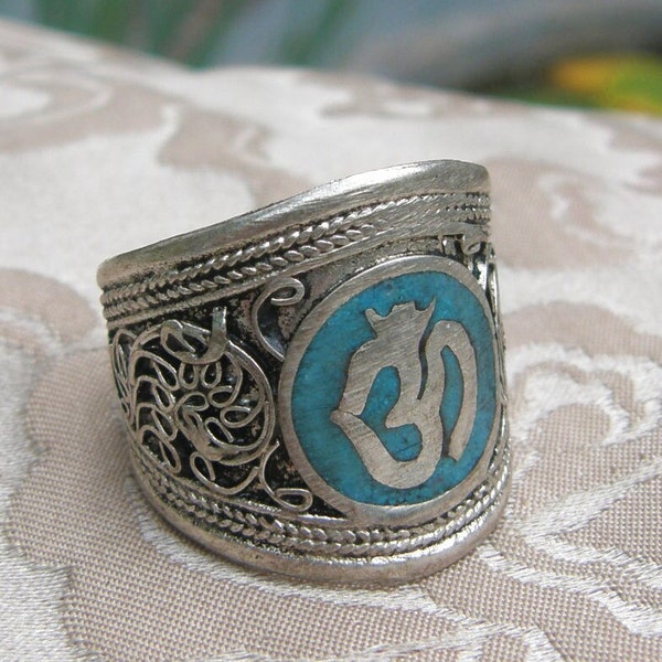 Wunderschöner Silber RING aus TIBET mit Türkis und Om 17-20 mm Innenmaß