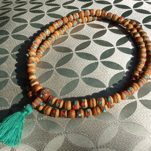 Wonderful tibetan Mala Rosary with Bodhi-Seeds and Coral and Turquoise 72cm
