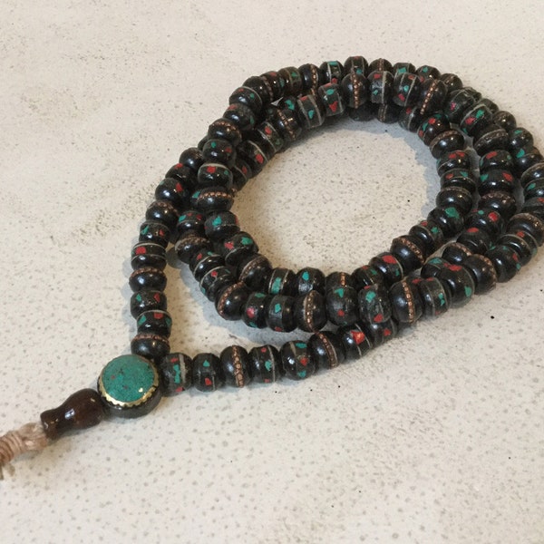 Very beautyful MALA Prayer Beads made out of Yak Bone, coral + turquoise from Nepal