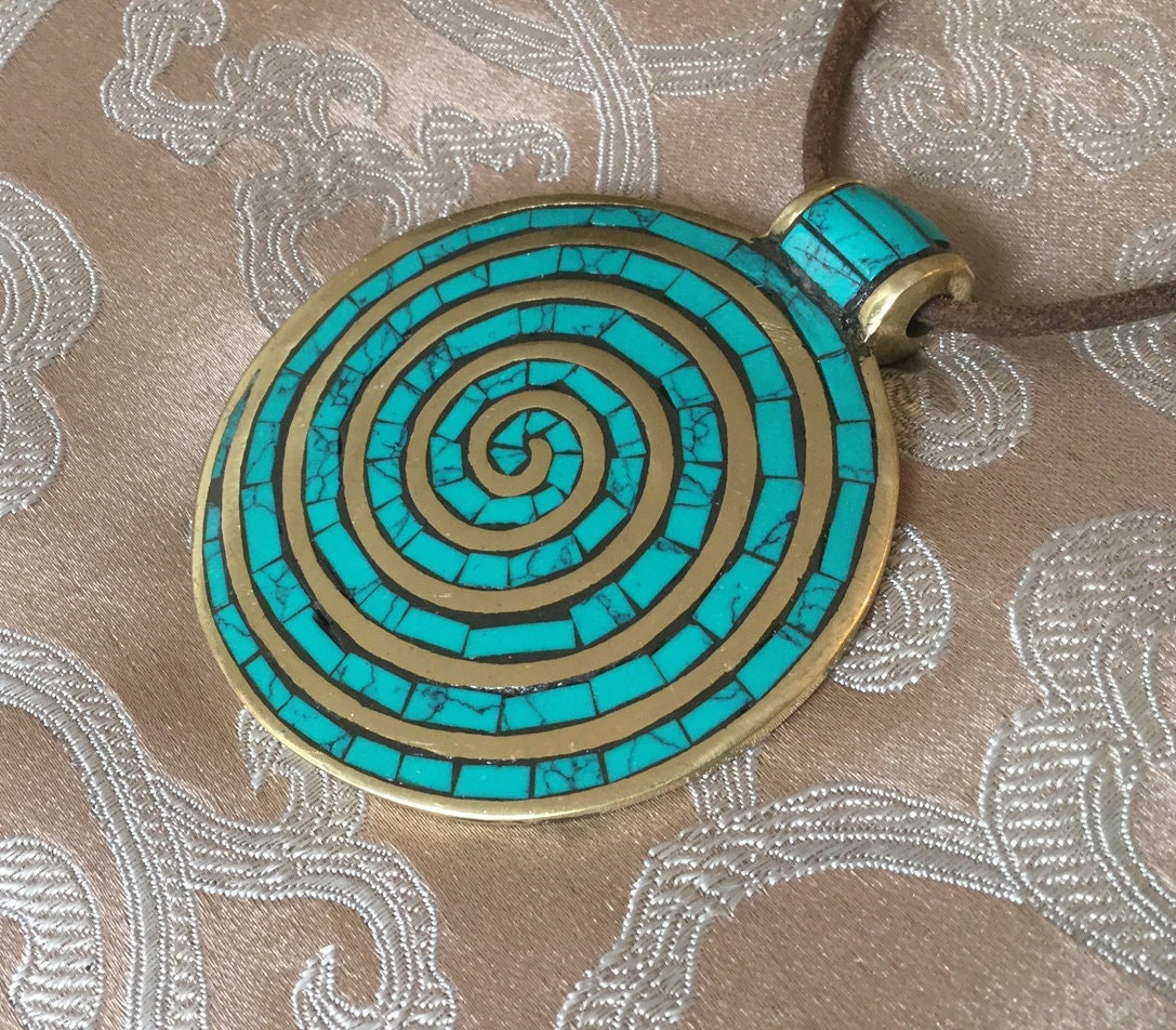 Beautiful large AMULET / Pendant from Nepal Spiral / Snail with Turquoise