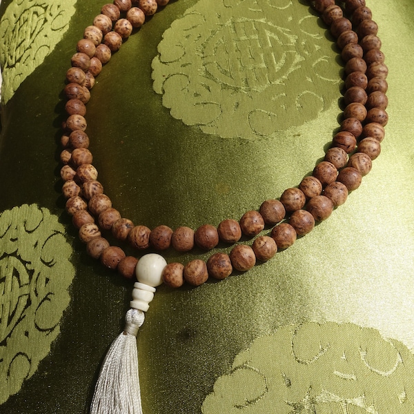 Sehr schöne MALA Gebetskette aus Bodhi-Samen aus TIBET