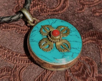 Tibet Ghau, Gau amulet with Dorje from Nepal silver, turquoise and coral