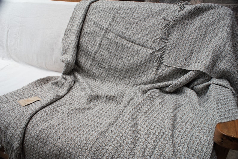 Wholesale Available Warm and Soft Blanket Luxury Daybed Alpaca Throw Alpaca Blanket