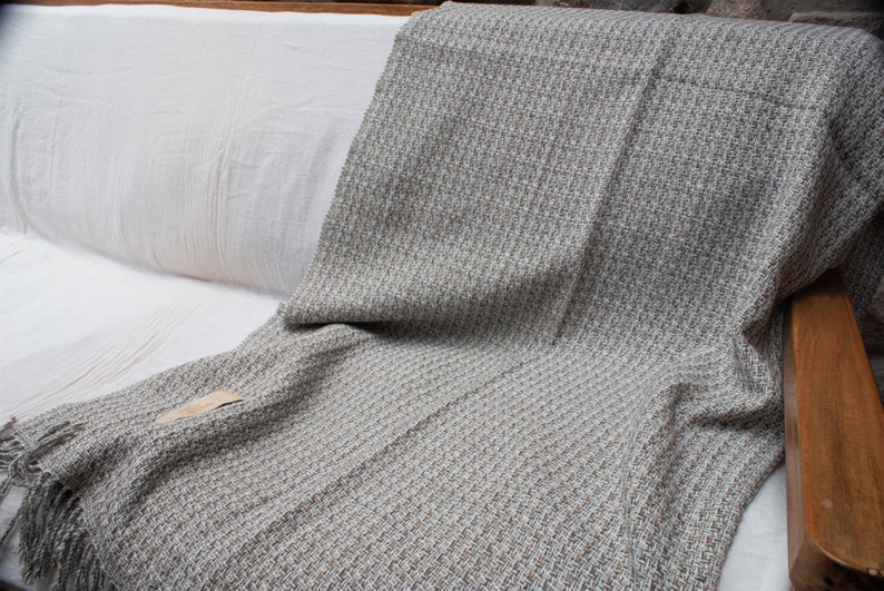 Wholesale Available Warm and Soft Blanket Luxury Daybed Alpaca Throw Alpaca Blanket