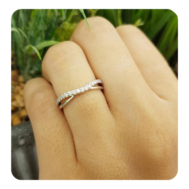 ctw 14K Gold Dazzlingrock Collection 0.20 Carat White Diamond Ladies Wedding Contour Guard Band 1//4 CT