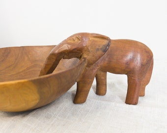 Wood Carved Elephant Trinket Bowl