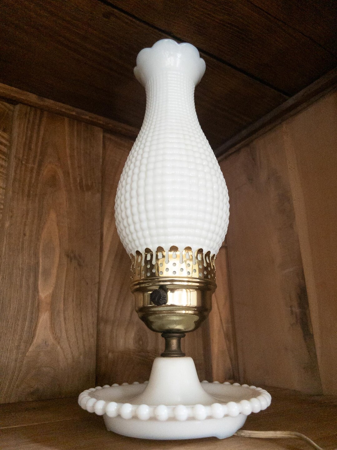 Milk Glass Hobnail Lampnull