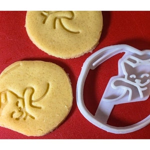 Cat cookie cutter | cat mom | crazy cat lady | cookie stamp | custom cookie cutter | cat mold | kawaii cat | sugar cookie | cookie stencils