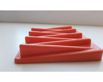 Slanted Draining Soap Dish | Soap saver with drain | Bathroom soap accessories gift set | Oval soap holder