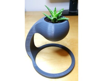 Planter with stand | hanging indoor planter | wall planter | large planter | small planter | face planter | skull planter | cute planter
