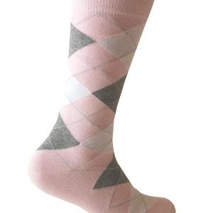 Men&#39;s Pink with Light Heather Gray and White Color Argyle Dress Socks
