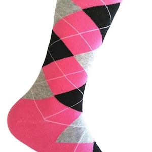 Men&#39;s Bright Pink/Black/Light Grey Argyle Dress Socks In Multi-Packages