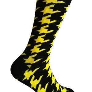 Men&#39;s Black with Bright Yellow Houndstooth  Pattern Dress Socks