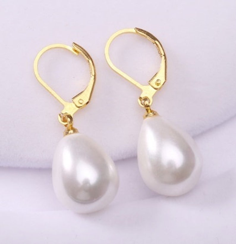 Women 11-13 MM Natural Shell Pearl Dangle Earrings Elegant Party or Wedding Earring