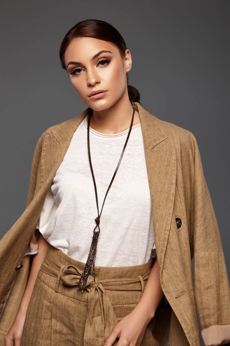 Leather necklace with Brown crystals. image 3