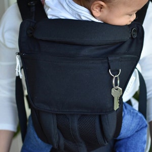 Bolso de mano Ergobaby, monedero de bolsillo para el portabebés Omni 360, teléfono móvil, pañales, elementos esenciales, negro ónix