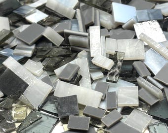 Mix di piastrelle in mosaico di vetro colorato grigio