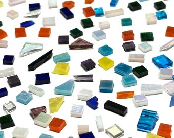 Mix di piastrelle di mosaico in vetro colorato iridescente