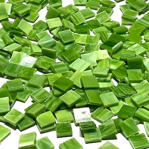 Azulejos de mosaico de vidrio teñido verde opaco de 3/8"