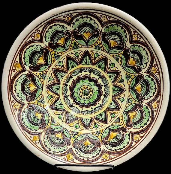 Kosiv Ukraine Hand Drawn Folk Pottery Wall Plate