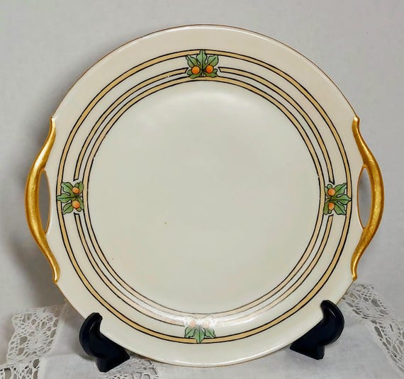 Handpainted Art Deco style Bavaria Plate