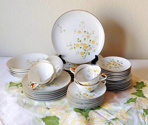 MEITO Dinner Set Made in Japan, 6 places, "Sun Valley"