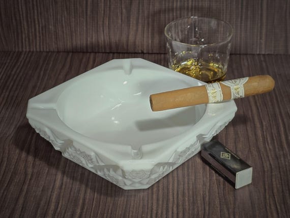 WESTMORELAND Milk Glass Ashtray