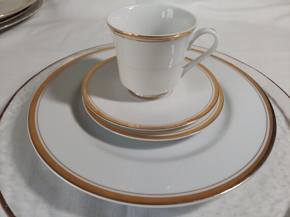 SHEFFIELD Gold Dinnerware, 4-pc. Place Setting