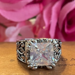 Silpada Sterling Silver Uptown Cubic Zirconia Filigree Ring R0981 Size 6-9 available