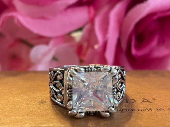 Silpada Sterling Silver Uptown Cubic Zirconia Filigree Ring