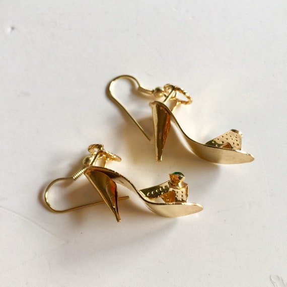 Small Kitschy High Heel Shoe Earrings for Pierced