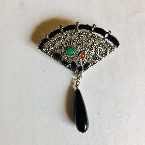 1928 Jewelry Company Chinoiserie Asian Fan Pin