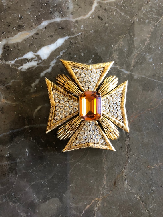 Vintage Joan Rivers Large Maltese Cross Brooch
