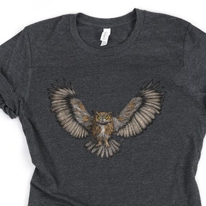 Great Horned Owl Shirt / Great Horned Owl / Birding Shirt / Great Horned Owl Lover Gift / Owl Lover Gift / Birding Lover Gift / Owl Shirt