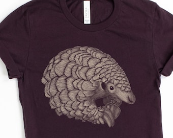 Pangolin Shirt / Pangolin / Pangolins Shirt / Pangolin Gift / Pangolin TShirt / Pangolin Lover Gift / African Wildlife / Anteater Shirt