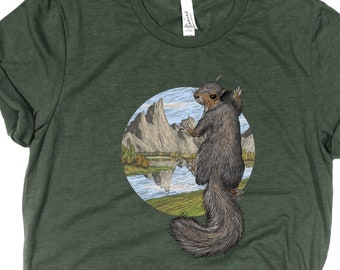 Gray Squirrel Shirt / Gray Squirrel / Grey Squirrel / Squirrel Lover Gift / Squirrel Gifts / Squirrel Shirt